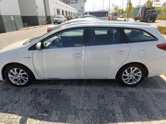 טויוטה אוריס הייבריד TS סטיישן הייבריד אוט' 1.8 (99 כ"ס) בנזין 2016 למכירה בראשון לציון