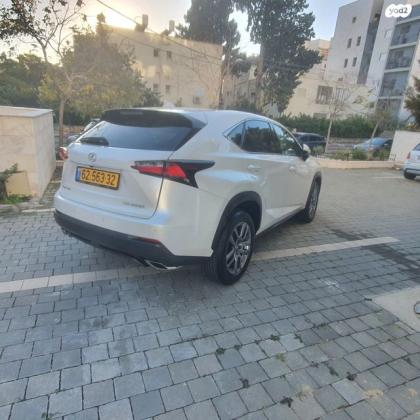 לקסוס NX 4X4 NX200T Premium אוט' 2.0 (238 כ"ס) בנזין 2015 למכירה בחיפה