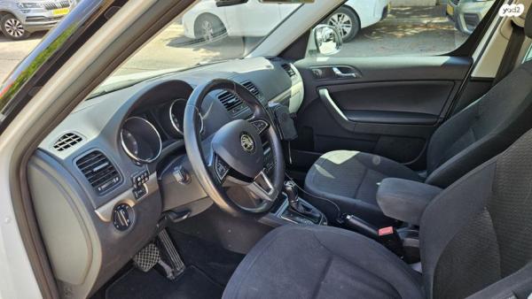 סקודה ייטי / Yeti Elegance אוט' 1.2 (105 כ"ס) בנזין 2015 למכירה בקרית אונו