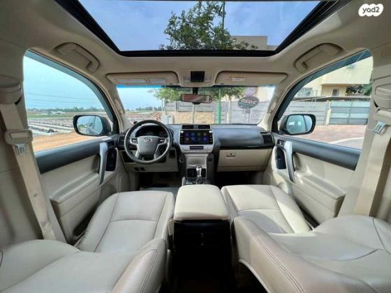 טויוטה לנד קרוזר קצר 4X4 Luxury אוט' דיזל 2.8 (177 כ"ס) דיזל 2020 למכירה באבן יהודה