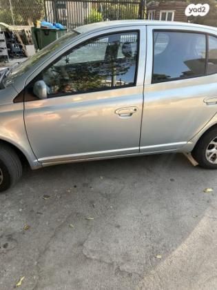 טויוטה יאריס Sol אוט' 1.3 (87 כ''ס) בנזין 2004 למכירה בגבעת זאב