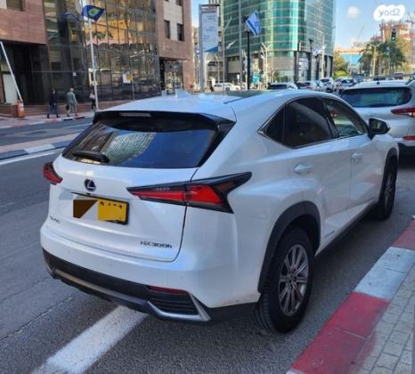 לקסוס NX NX300H Luxury הייבריד אוט' 2.5 (155 כ''ס) בנזין 2019 למכירה ברמת גן