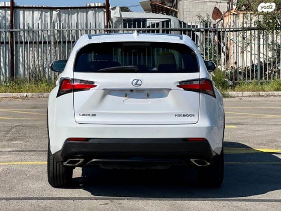 לקסוס NX 4X4 NX200T Premium אוט' 2.0 (238 כ"ס) בנזין 2017 למכירה בחולון