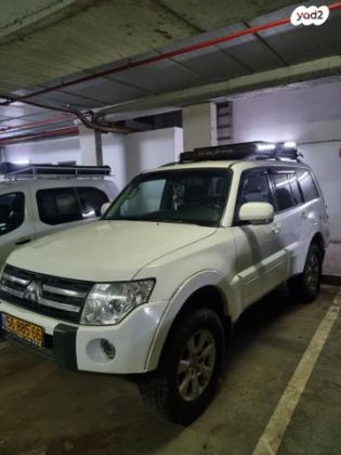 מיצובישי פג'רו ארוך 4X4 Desert אוט' דיזל 7 מק' 3.2 (200 כ"ס) דיזל 2009 למכירה בפתח תקווה
