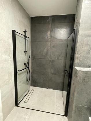 נחום גוטמן 5 (2003)