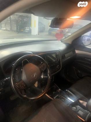 מיצובישי אאוטלנדר Intense אוט' 7 מק' 2.0 (150 כ"ס) בנזין 2017 למכירה בירושלים