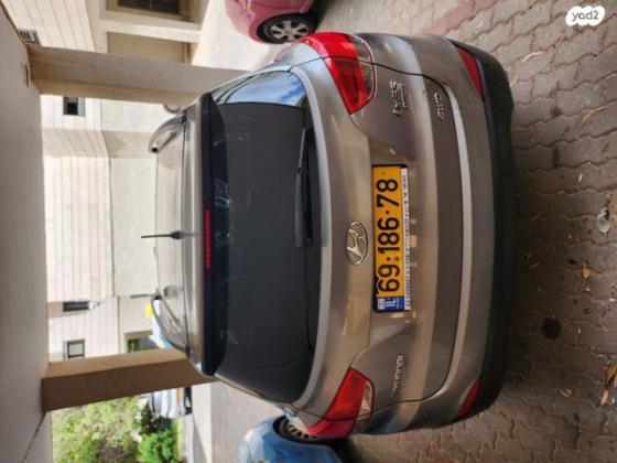 יונדאי iX35 4X4 Elite אוט' 2.4 (174 כ''ס) בנזין 2011 למכירה ברמת השרון