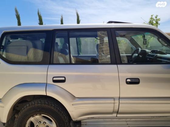 טויוטה לנד קרוזר פרדו ארוך 4X4 Luxury אוט' דיזל 8 מק' 3.0 (163 כ''ס) דיזל 2002 למכירה בנצרת