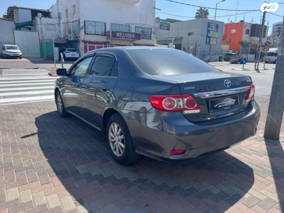 טויוטה קורולה GLI אוט' 1.6 (124 כ''ס) בנזין 2010 למכירה בפתח תקווה