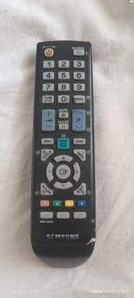 טלויזיה סמסונג 43 + שלט מקורי