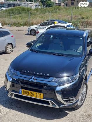מיצובישי אאוטלנדר PHEV 4X4 Luxury הייבריד אוט' 5 מק' 2.4 (135 כ''ס) היברידי חשמל / בנזין 2020 למכירה בטבריה