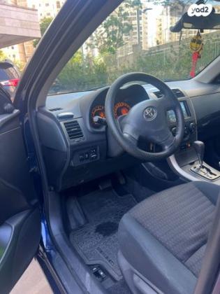 טויוטה קורולה Sun Plus 4 אוט' 1.6 (124 כ''ס) בנזין 2010 למכירה בפתח תקווה