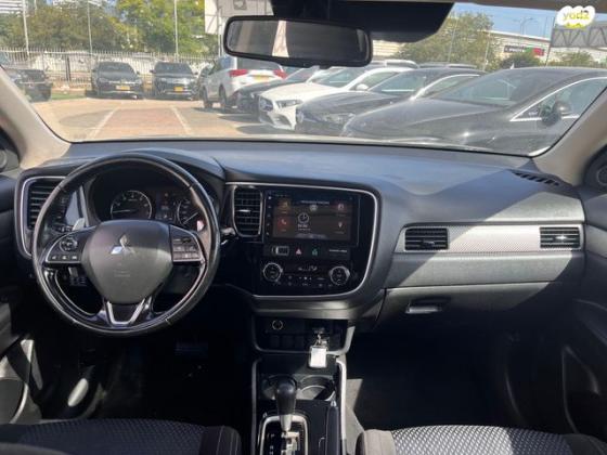 מיצובישי אאוטלנדר Instyle אוט' 7 מק' 2.0 (150 כ"ס) בנזין 2018 למכירה בחולון
