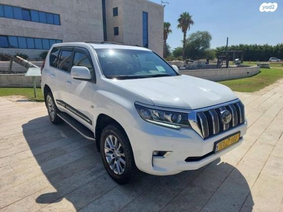 טויוטה לנד קרוזר ארוך 4X4 Limited אוט' דיזל 7 מק' 2.8 (177 כ"ס) דיזל 2020 למכירה בראשון לציון