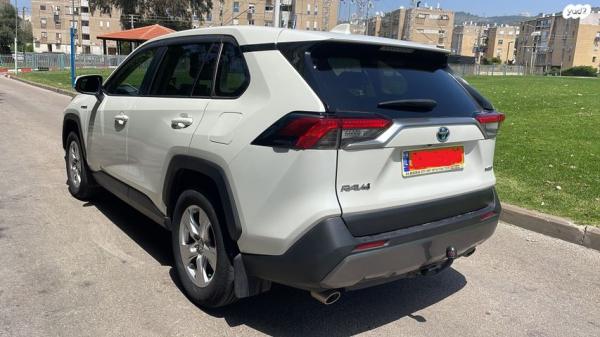 טויוטה RAV4 הייבריד E-xperience הייבריד 5 דל' אוט' 2.5 (178 כ''ס) בנזין 2021 למכירה בשריד