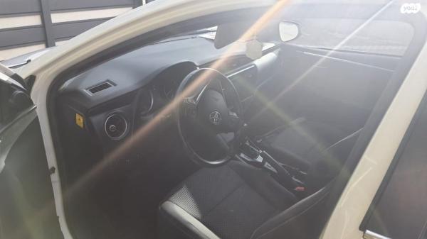 טויוטה קורולה GLI אוט' 1.6 (132 כ''ס) [2016 ואילך] בנזין 2016 למכירה במעגלים