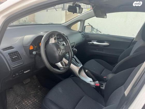 טויוטה אוריס GLI אוט' 1.6 (124 כ"ס) בנזין 2010 למכירה בפטיש