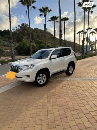 טויוטה לנד קרוזר קצר 4X4 Luxury SWB אוט' 3 דלתות דיזל 2.8 (204 כ''ס) דיזל 2022 למכירה בראשון לציון