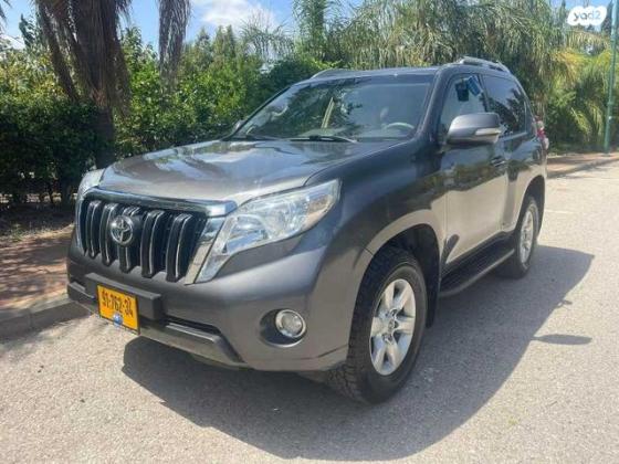 טויוטה לנד קרוזר קצר 4X4 Luxury אוט' דיזל 2.8 (177 כ"ס) דיזל 2015 למכירה באשדות יעקב איחוד