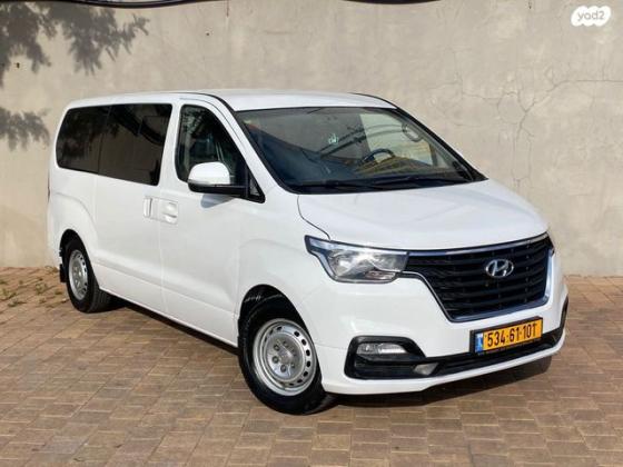 יונדאי i800 GLS CRDI מיניבוס ידני דיזל 8 מק' 2.5 (136 כ"ס) דיזל 2018 למכירה בנתניה