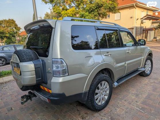 מיצובישי פג'רו ארוך 4X4 Dakar אוט' דיזל 7 מק' 3.2 (170 כ''ס) דיזל 2008 למכירה בתל מונד