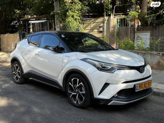 טויוטה C-HR Style P הייבריד אוט' 1.8 (98 כ''ס) בנזין 2019 למכירה בנתניה
