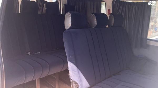 טויוטה הייאס קצר STD אוט' דיזל 2.5 (102 כ''ס) דיזל 2004 למכירה ביבנה