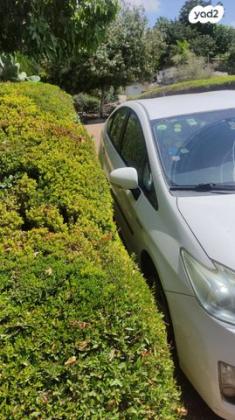 טויוטה פריוס GLI הייבריד אוט' 1.8 (99 כ"ס) בנזין 2010 למכירה בגבעת אלה