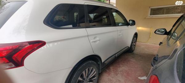 מיצובישי אאוטלנדר Instyle אוט' 7 מק' 2.0 (150 כ"ס) בנזין 2021 למכירה בשערי תקווה