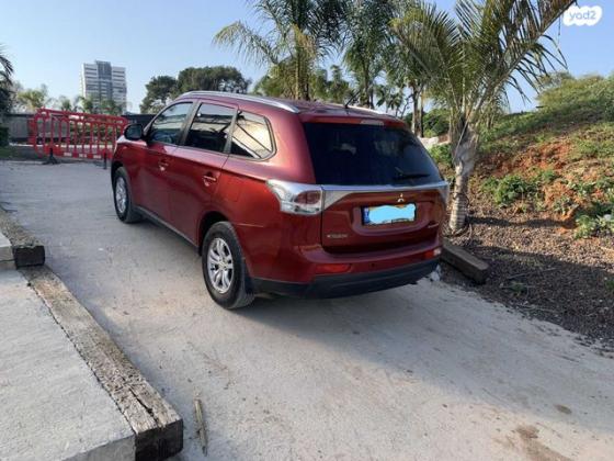מיצובישי אאוטלנדר Instyle אוט' 7 מק' 2.0 (150 כ"ס) בנזין 2014 למכירה ברמת השרון