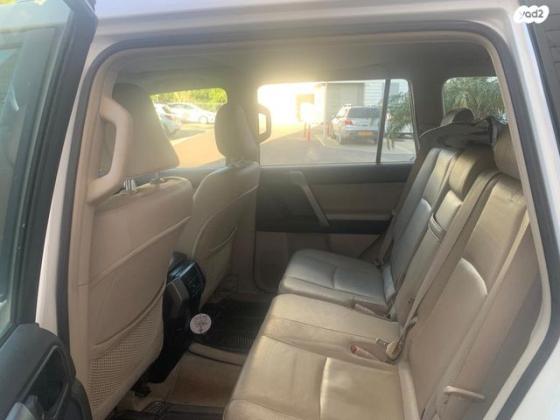 טויוטה לנד קרוזר ארוך 4X4 Luxury 60th אוט' דיזל 7 מק' 3.0 (190 כ''ס) דיזל 2011 למכירה בחדרה