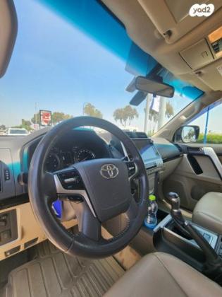 טויוטה לנד קרוזר קצר 4X4 Luxury אוט' דיזל 2.8 (177 כ"ס) דיזל 2019 למכירה בבאר שבע