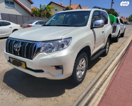 טויוטה לנד קרוזר קצר 4X4 Luxury אוט' דיזל 2.8 (177 כ"ס) דיזל 2019 למכירה באשקלון