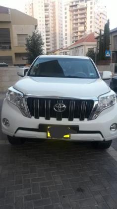 טויוטה לנד קרוזר קצר 4X4 Luxury אוט' דיזל 2.8 (177 כ"ס) דיזל 2017 למכירה בחולון