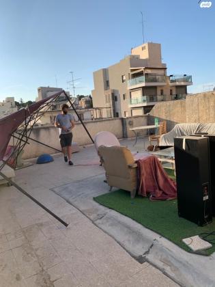 הסנה 11 (יד לבנים)