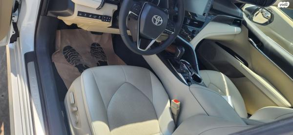 טויוטה קאמרי XLE הייבריד אוט' 2.5 (208 כ''ס) בנזין 2022 למכירה בקרית ים