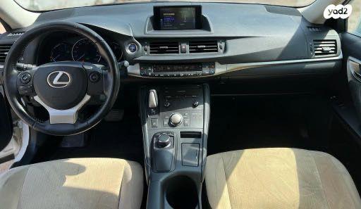 לקסוס CT200H Luxury הייבריד אוט' 1.8 (99 כ"ס) בנזין 2015 למכירה בהוד השרון