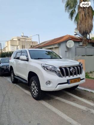 טויוטה לנד קרוזר ארוך 4X4 Select אוט' דיזל 7 מק' 3.0 (173 כ''ס) דיזל 2010 למכירה בחולון