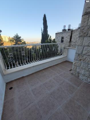 אליעזר קשאני 33 (תלפיות מזרח)