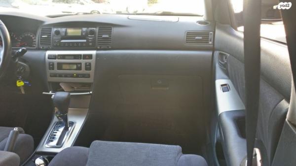 טויוטה קורולה RUN-X GLI אוט' 1.6 (110 כ"ס) בנזין 2004 למכירה בחיפה