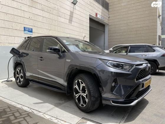 טויוטה RAV4 הייבריד 4X4 E-Motion פלאג-אין אוט' 2.5 (185 כ''ס) היברידי חשמל / בנזין 2021 למכירה בכפר סבא
