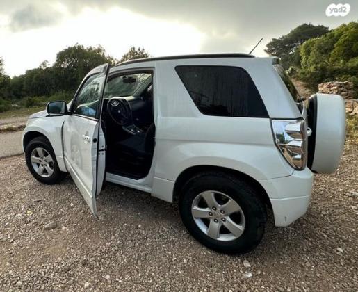 סוזוקי גרנד ויטרה 4X4 JLX-E אוט' 3 דל' 2.4 (166 כ''ס) בנזין 2013 למכירה בעספיא