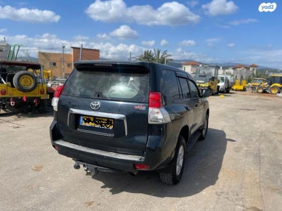 טויוטה לנד קרוזר ארוך 4X4 Select אוט' דיזל 7 מק' 3.0 (173 כ''ס) דיזל 2010 למכירה בעראבה