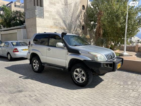טויוטה לנד קרוזר קצר 4X4 STD אוט' דיזל 3.0 (173 כ''ס) דיזל 2006 למכירה באילת