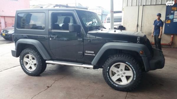 ג'יפ / Jeep רנגלר קצר 4X4 Sport אוט' 3.8 (196 כ''ס) בנזין 2011 למכירה בתל אביב יפו