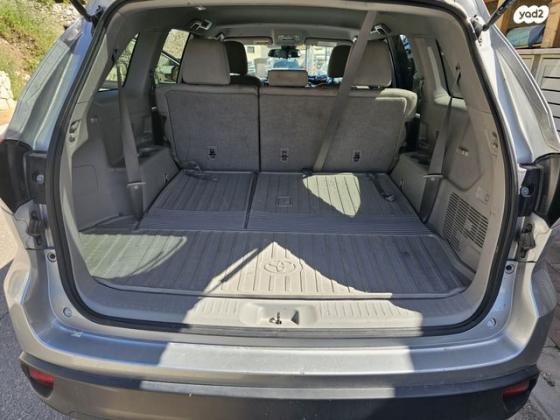 טויוטה היילנדר 4X4 XLE אוט' 3.5 (295 כ''ס) בנזין 2020 למכירה ברכסים