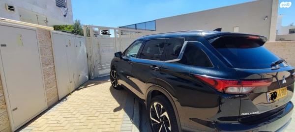 מיצובישי אאוטלנדר Luxury אוט' 7 מק' 2.5 (181 כ"ס) בנזין 2021 למכירה באופקים