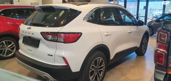פורד קוגה Titanium אוט' 2.5 (225 כ"ס) היברידי חשמל / בנזין 2023 למכירה במפעלים אזוריים צמח