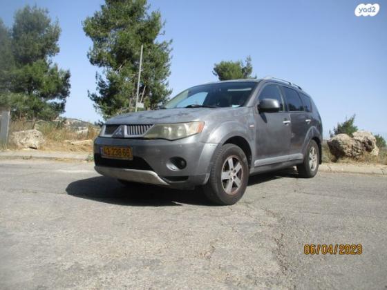 מיצובישי אאוטלנדר 4X4 Comfort אוט' 7 מק' 2.4 (170 כ''ס) [2007-2009] בנזין 2008 למכירה בירושלים
