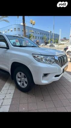 טויוטה לנד קרוזר קצר 4X4 Luxury אוט' דיזל 2.8 (177 כ"ס) דיזל 2020 למכירה בראשון לציון